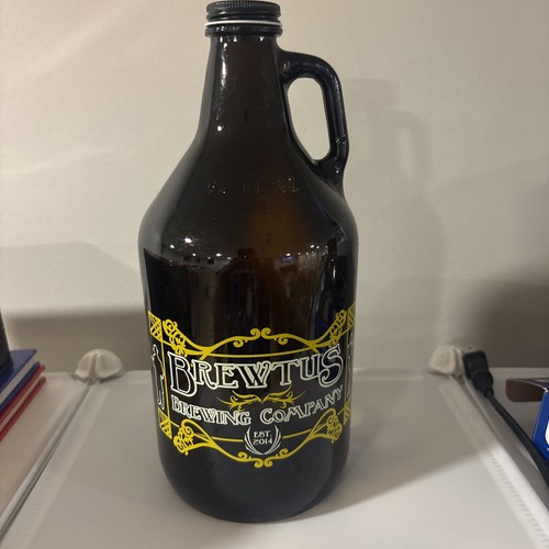 Glass beer growler - oz,